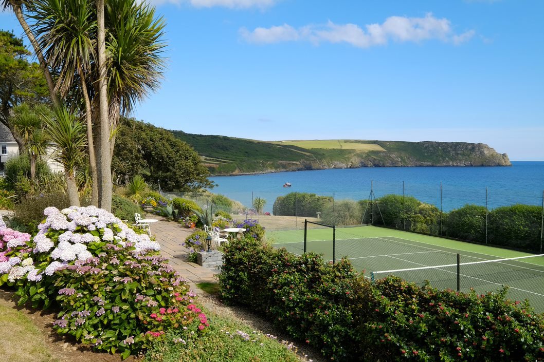 The Nare tennis court with view.jpg
