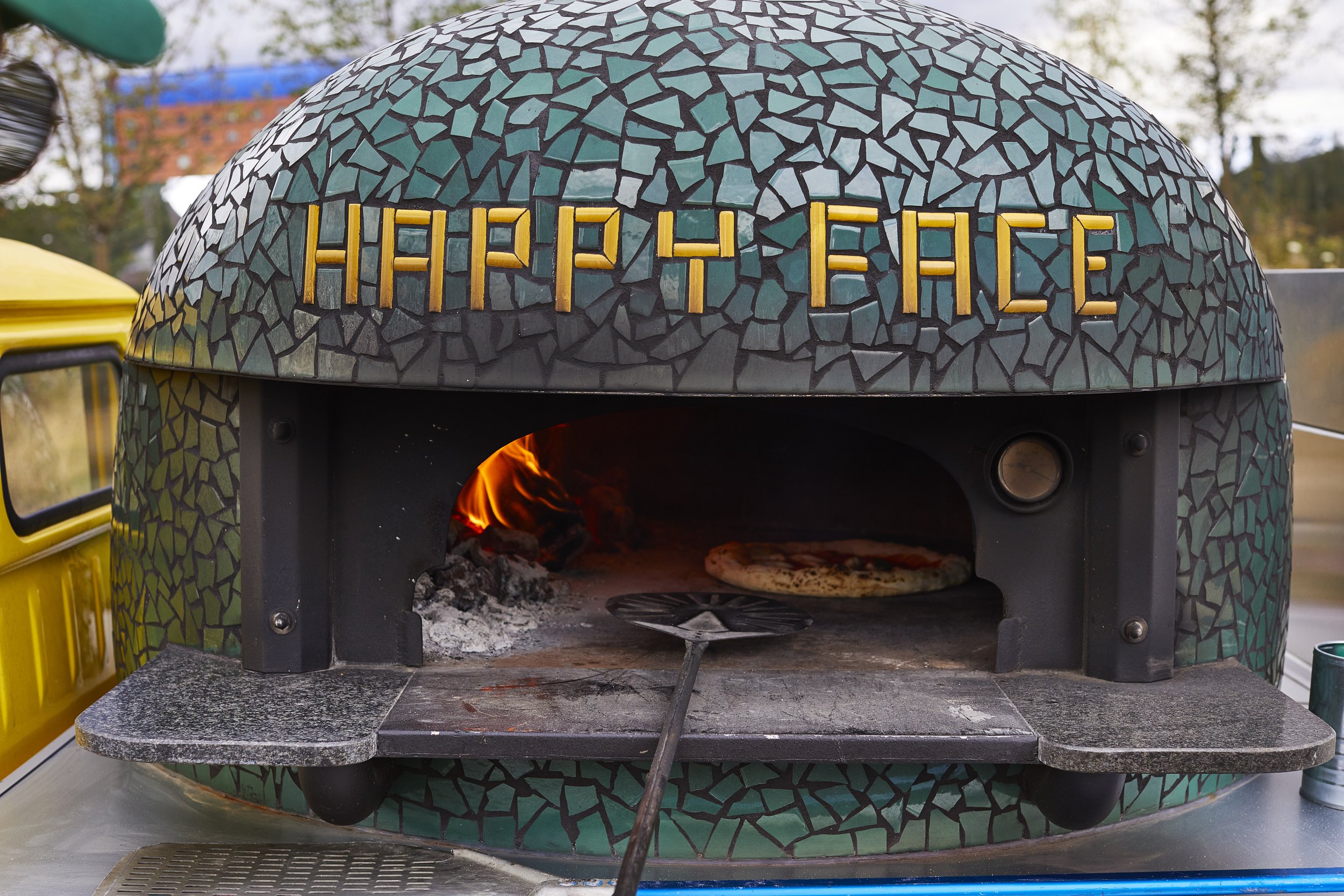 Happy Face Pizza Van_P4A0889.jpg