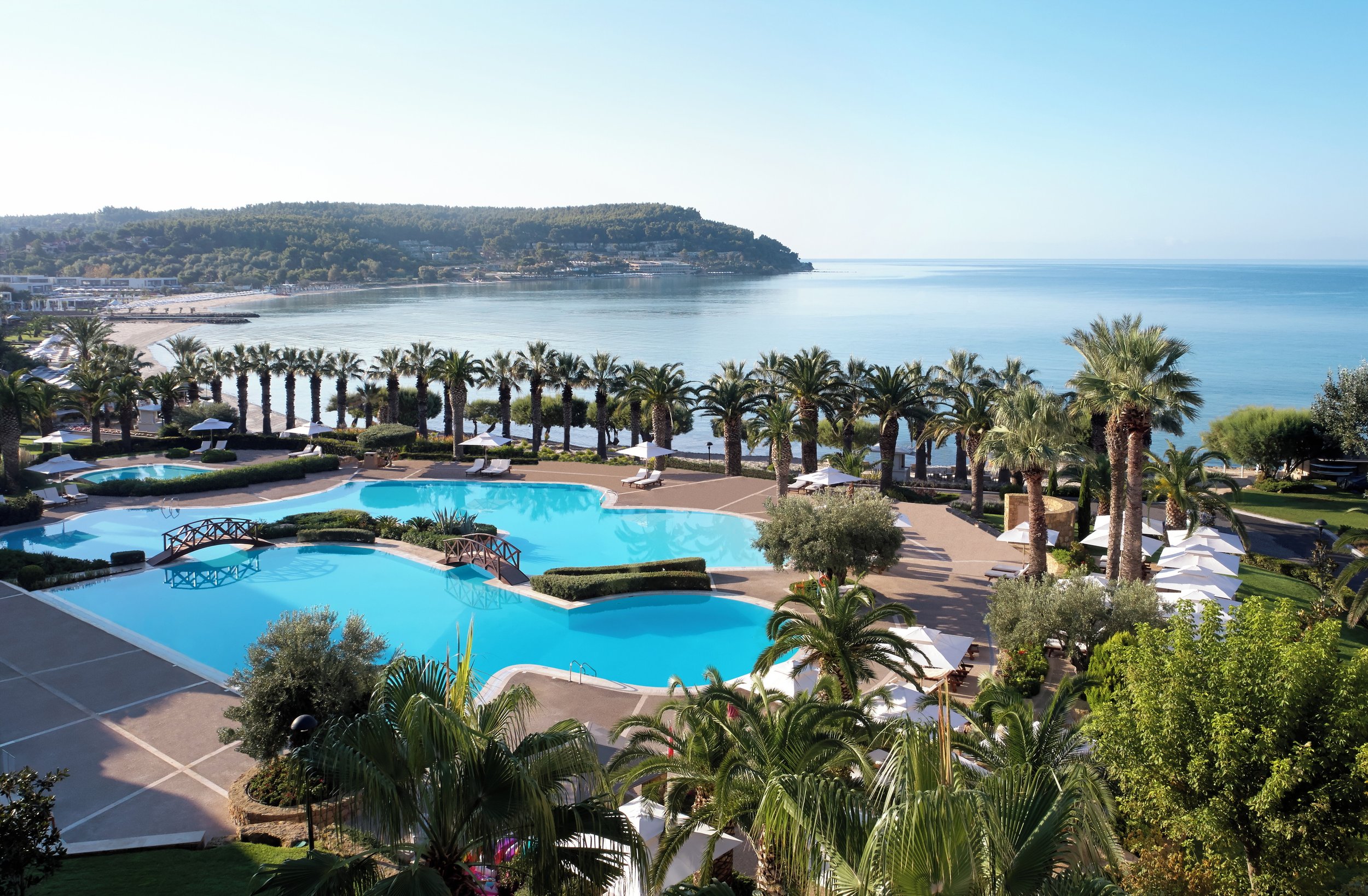 sani_beach_main_pool_2880x1887.jpg