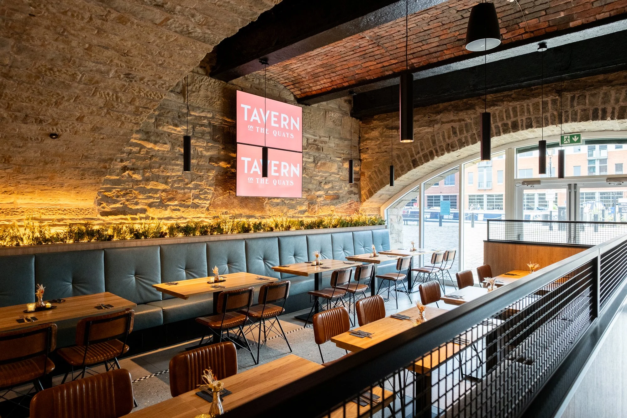 New opening in Sheffield: The Tavern Collective launches its first UK venue 🍽🍸

Canadian brand @thetaverncollectiveuk has launched its first UK venue &ndash; Tavern on the Quays. Set in the stunning Grade II listed arches at Victoria Quays, it&rsqu
