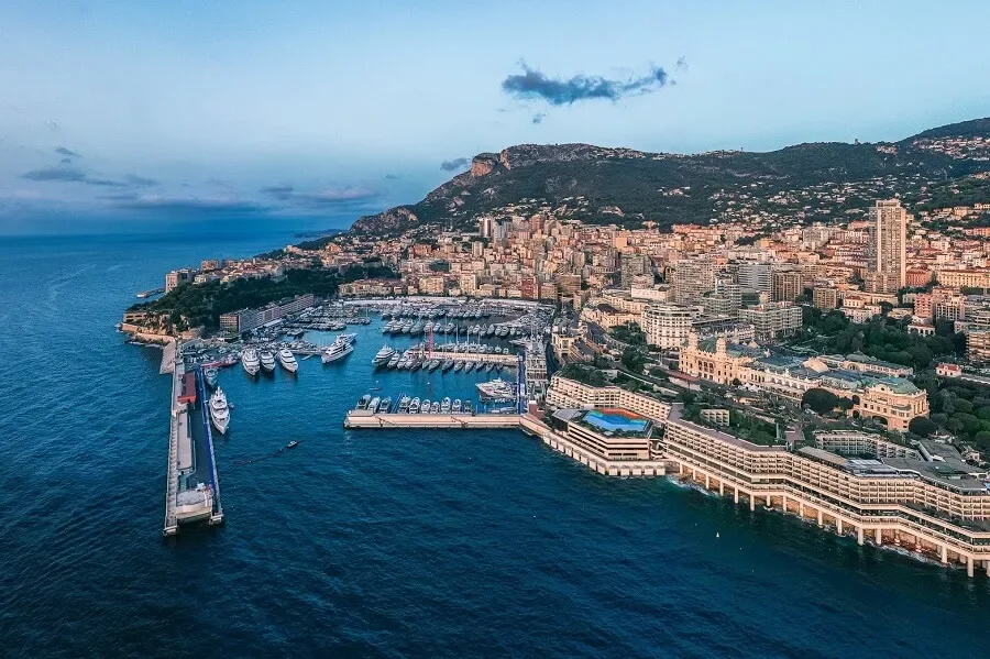 1-Monaco-Yacht-Show-900X600.webp
