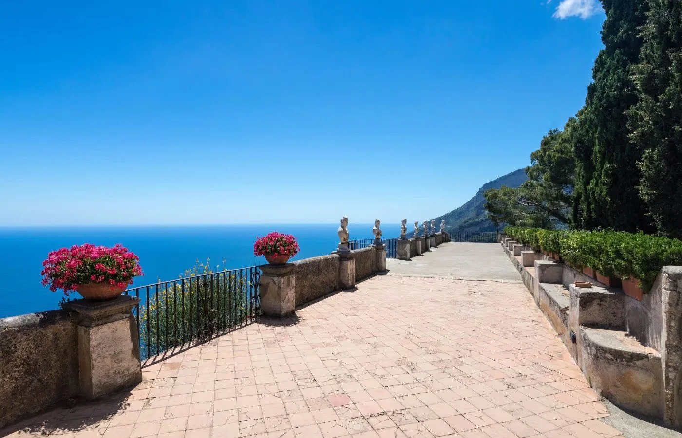 Villa-Cimbrone-Ravello.jpg