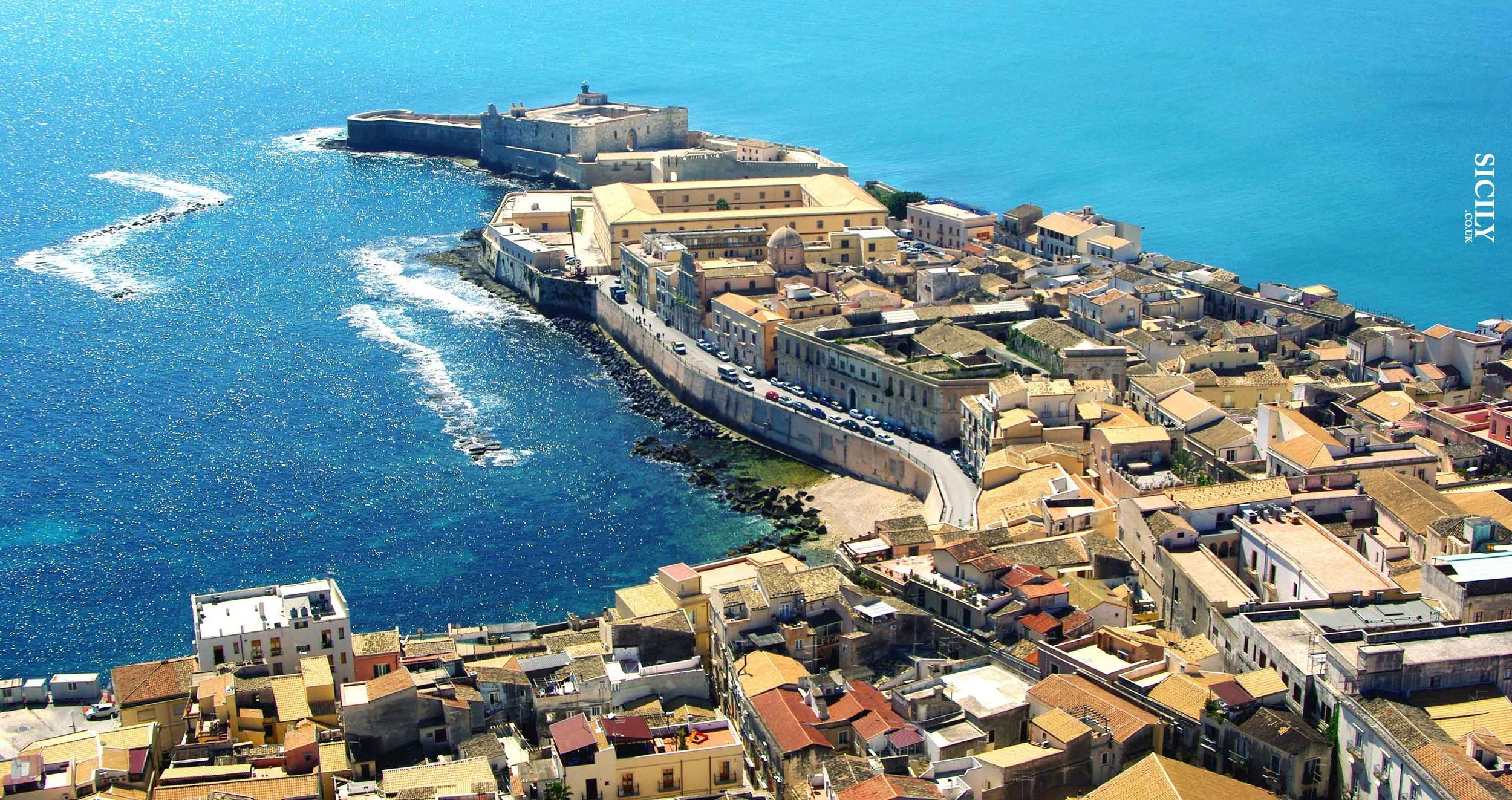 Ortigia-Island-EW6GA9.jpg