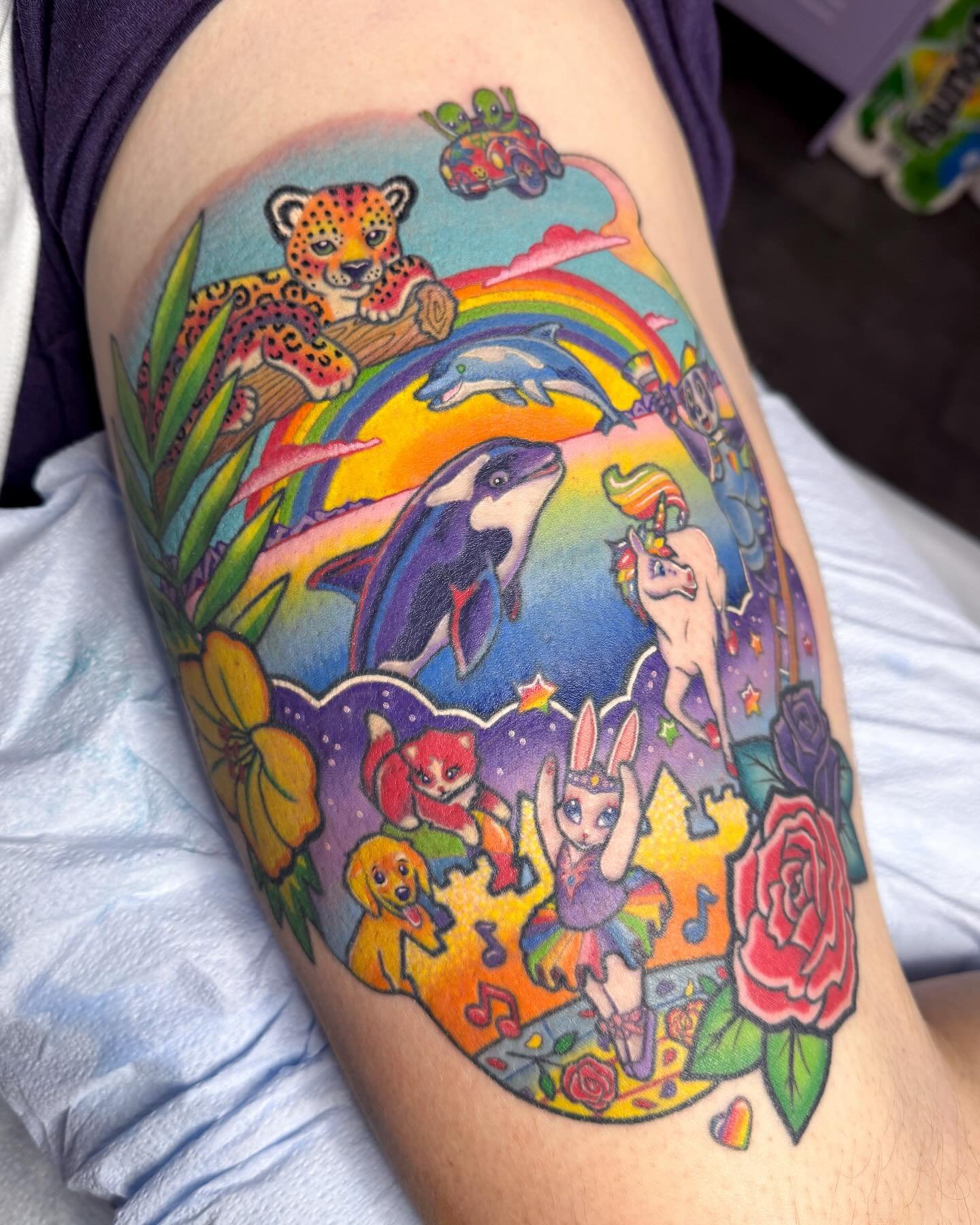 Went to repost this piece to swap the cover photo and realized I posted it without a caption before 🫠 so here we go again!

Finished this Lisa Frank piece on Evan the other day 🌈 everything is healed except the blue in the sky + I combed thru it fo
