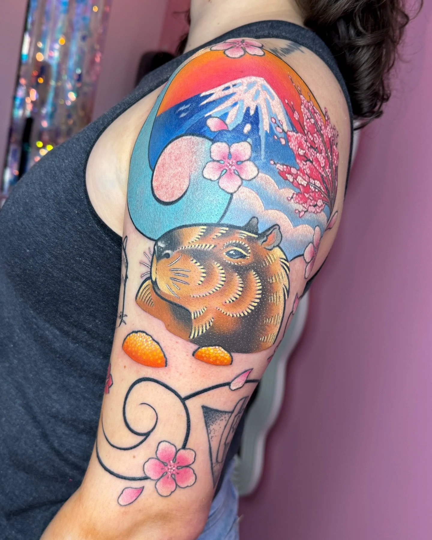 #WIP of a capybara onsen half-sleeve for Abigail 🥹🌹 I get so hyper focused on the process of large projects that I tend to forget to share the progress 😅 I&rsquo;m really enjoying how this one is coming together! 💕 thanks Abigail!! 

#parlorsuite