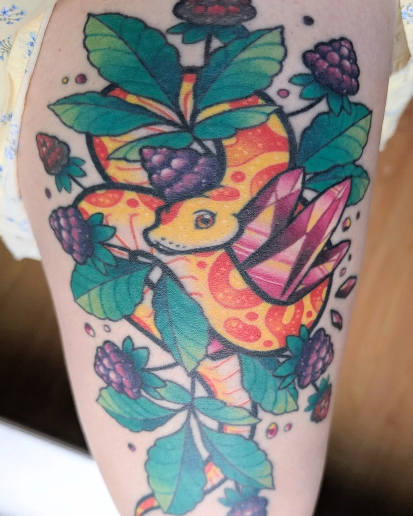 A lovely ~2.5 yr healed pic from Shannon! Thanks so much for taking good care of your tattoo and letting me know how it has settled! 😍 I love, love, love getting healed pics!!!