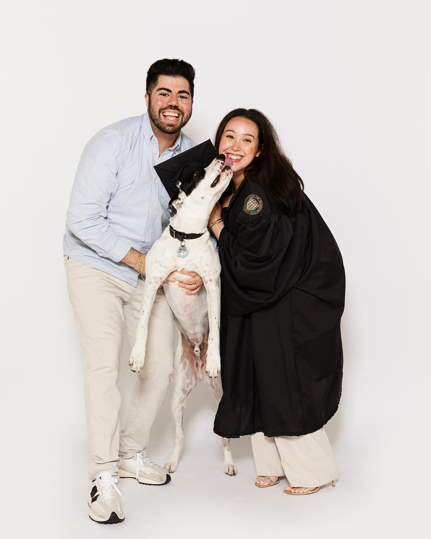 on three, say cheese!!🎓
-
-
#seattle #seattlelife #seattlephotographer #seattleheadshots #pnw #selfphotostudio #시애틀 #seattleselfportraitstudio #셀프스튜디오 #시애틀셀프스튜디오
