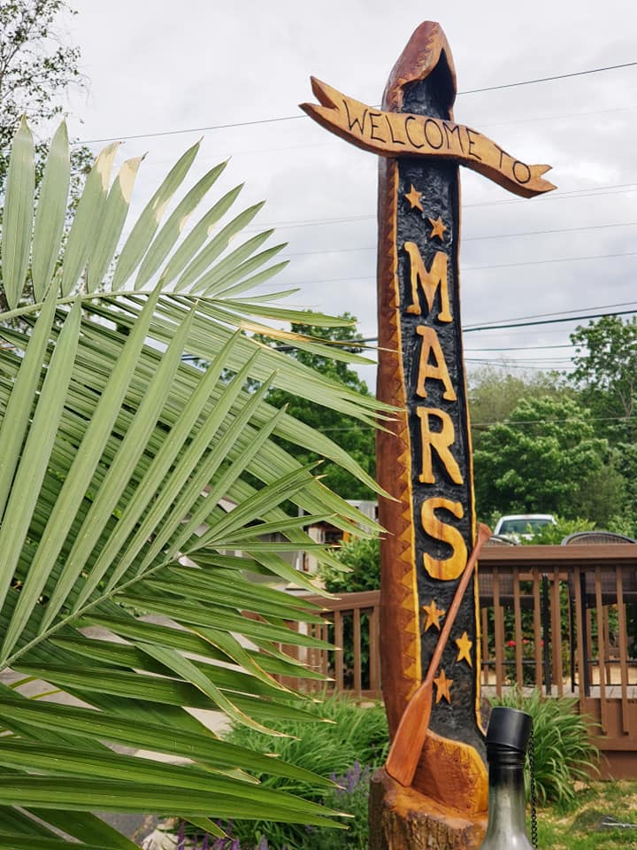 64395516_2105880846187517_8907825269268545536_n (1).jpg