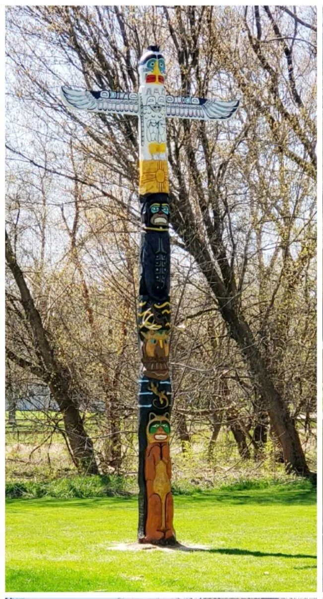 Totem Pole.jpg