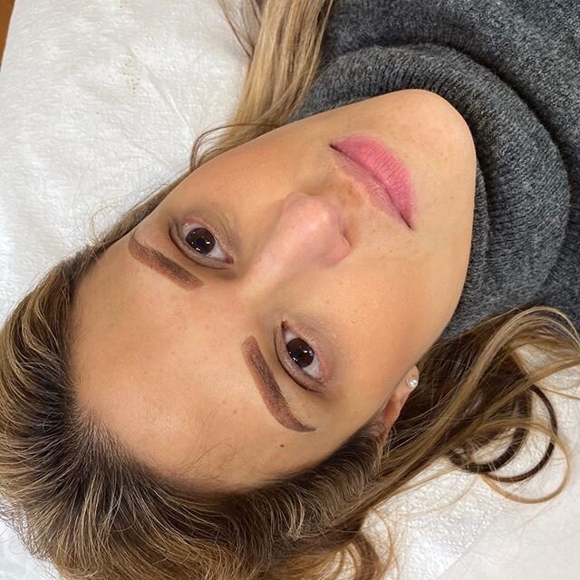 Had this gorgeous client in today for new Ombr&eacute; Brows. She had some old faded Microblading.  We updated her brows with a beautiful shape and colour, which will cool as it heals. I used @permablend_pigments I❤️Tina in Dark Brown #brows #pmu #pm