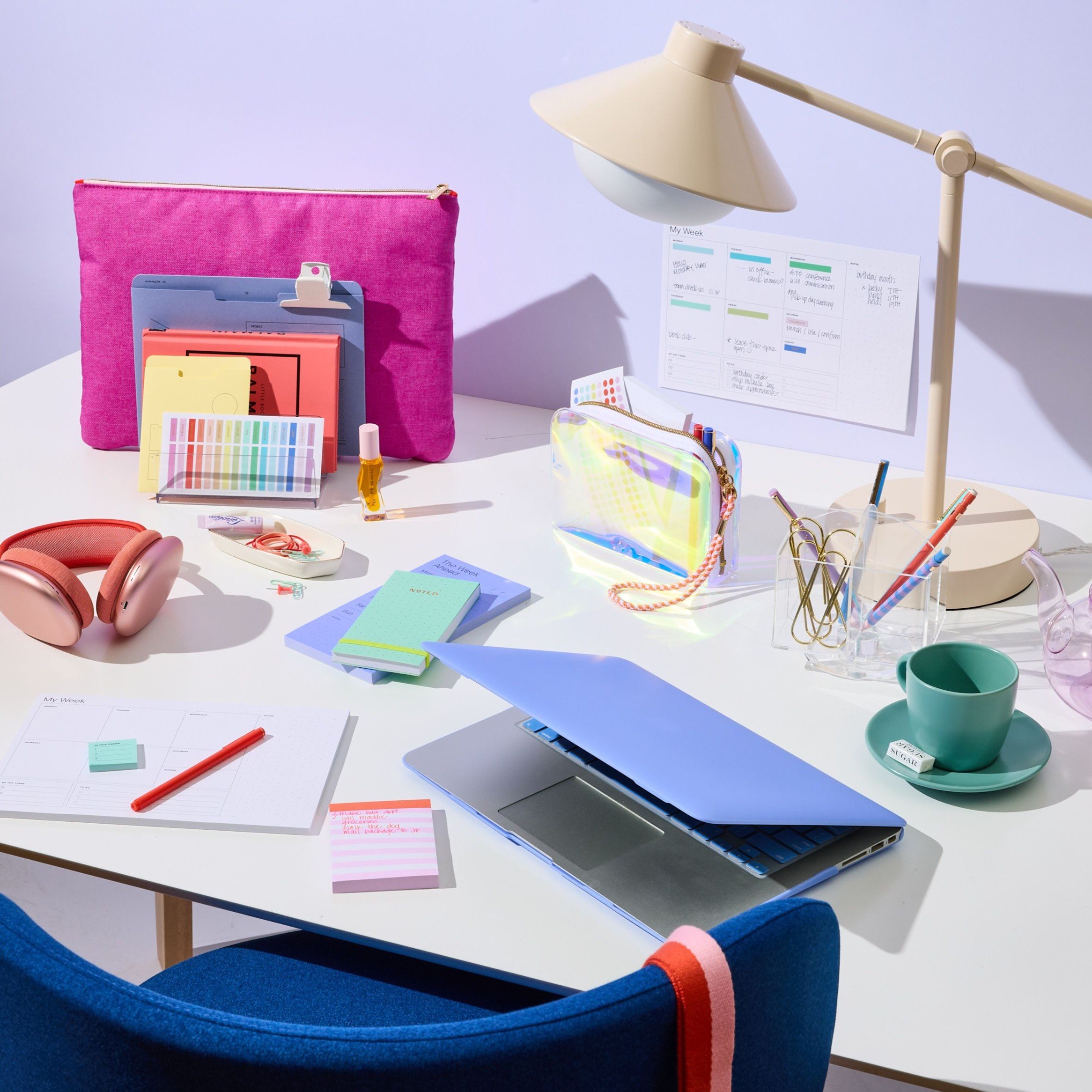 NOTEDC10_desk.jpg