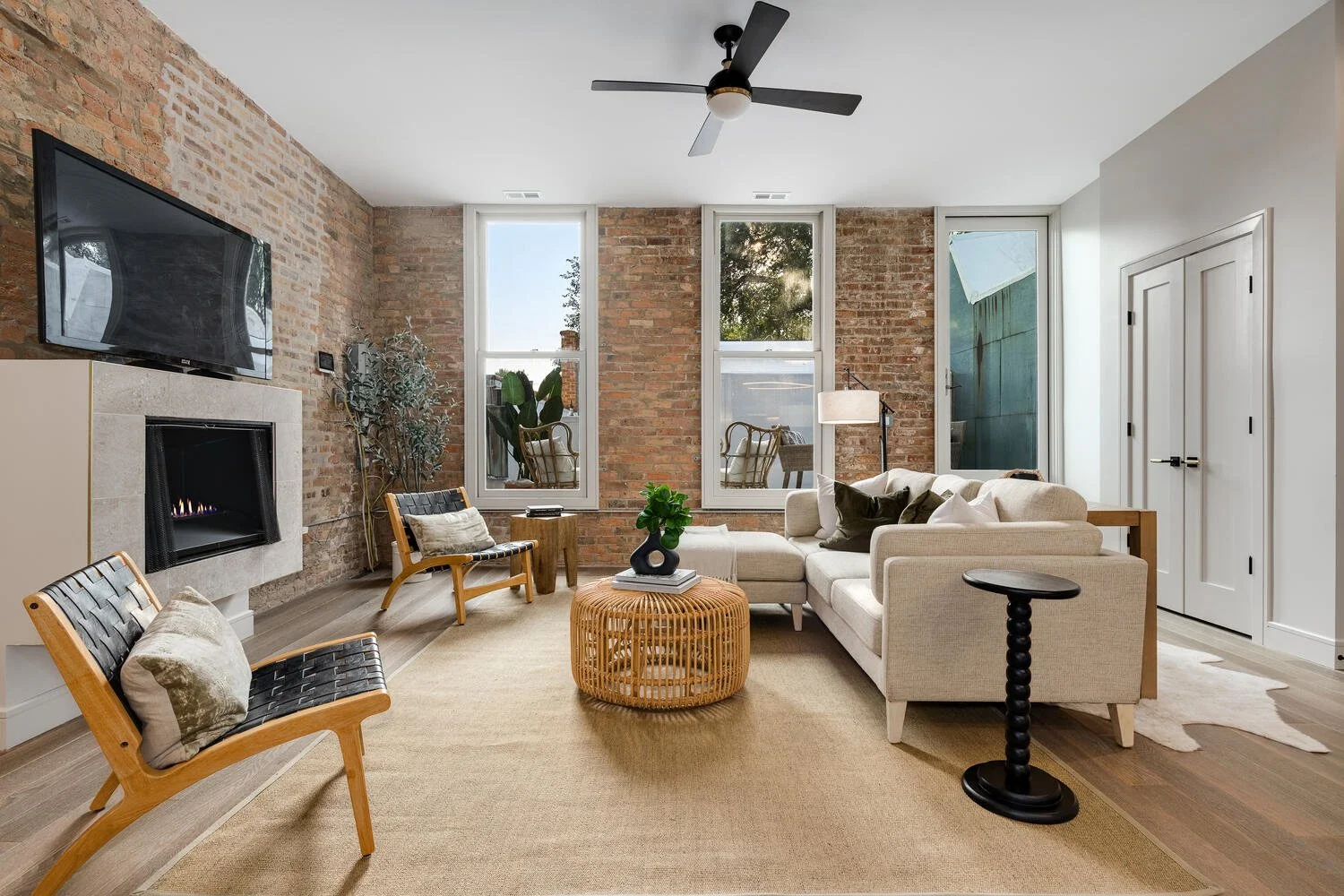 Lincoln Park Mews
