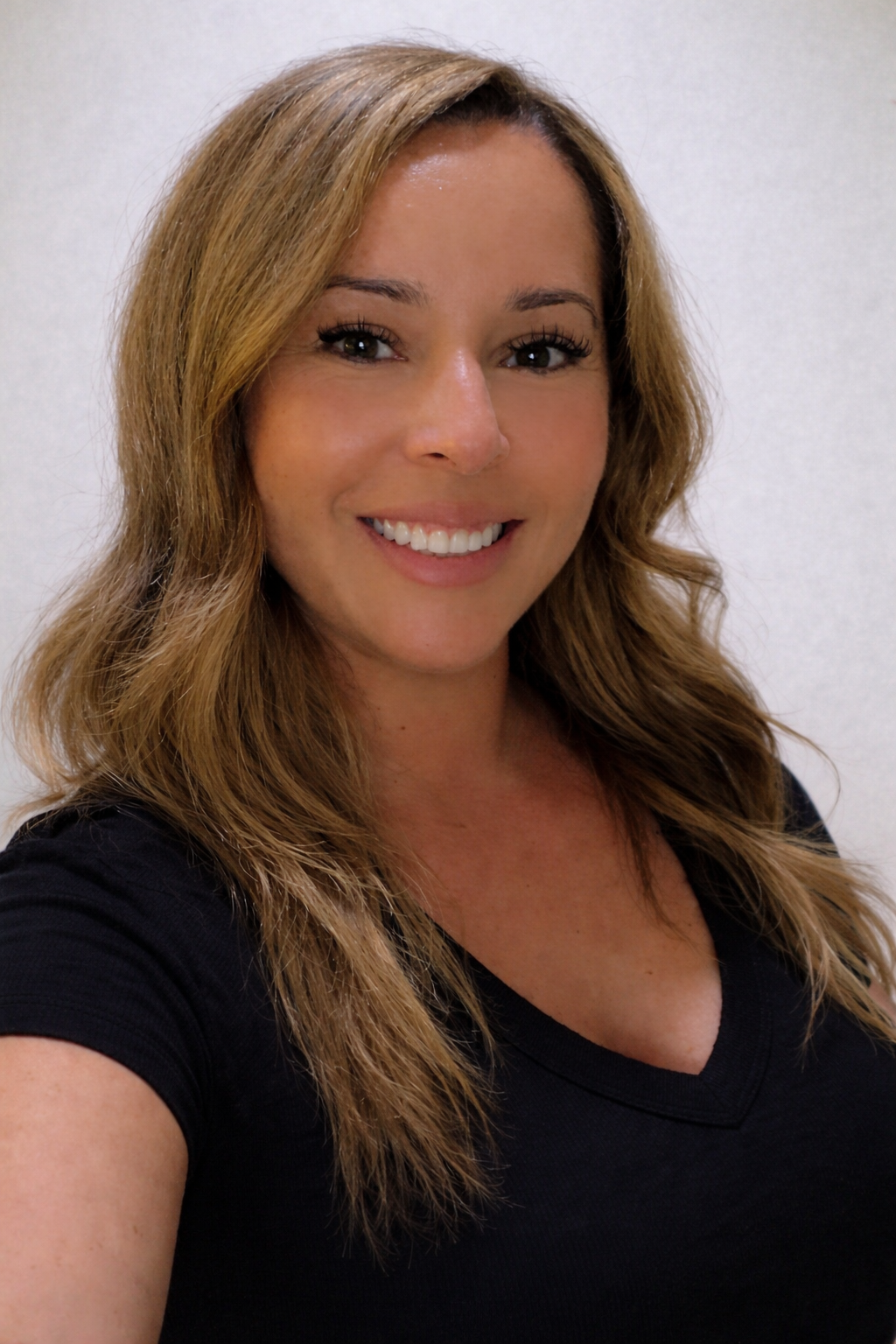 Andrea hair Stylist Salon Sonik.jpg