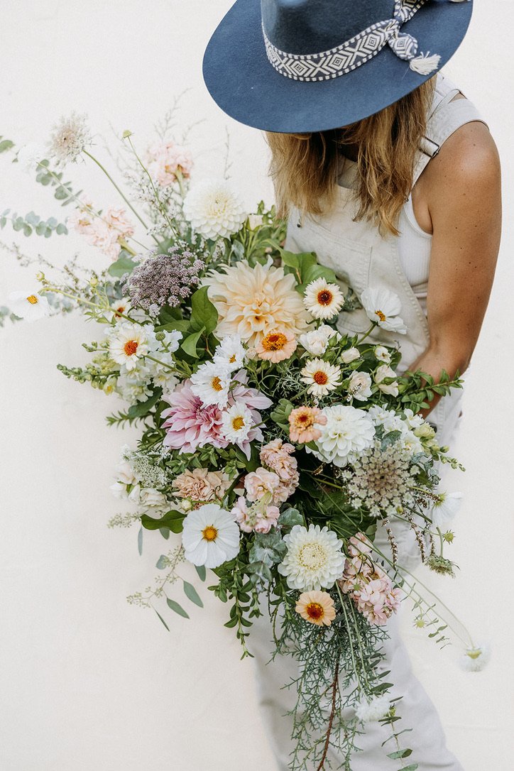 Medium Signature Arch Cluster