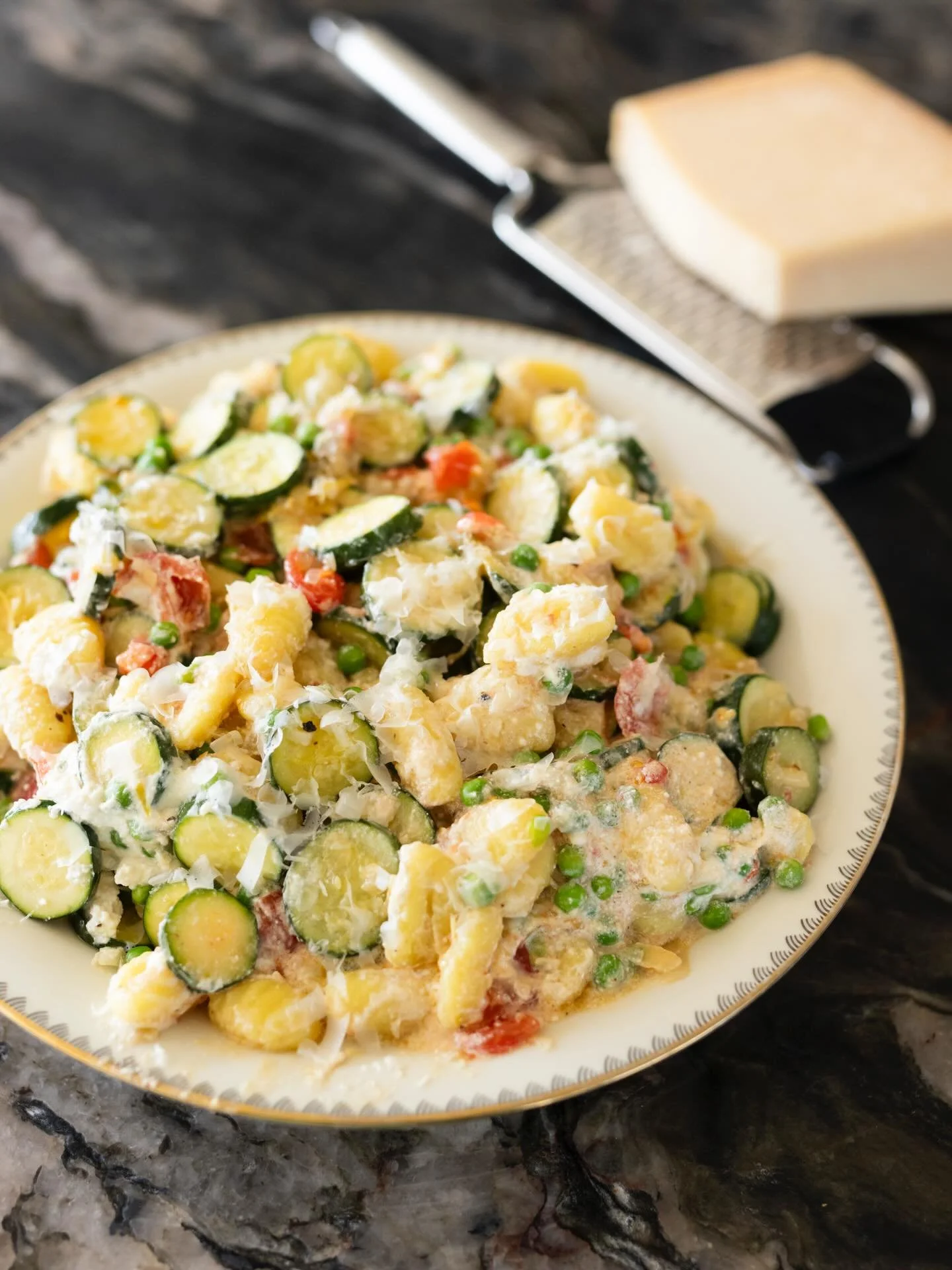 Live now for members is this gnocchi recipe with seasonal vegetables and two cheeses. In this video I also discuss how to select good quality gnocchi and pasta. Happy cooking 🧑&zwj;🍳

Link in bio for recipe or to subscribe 🔗