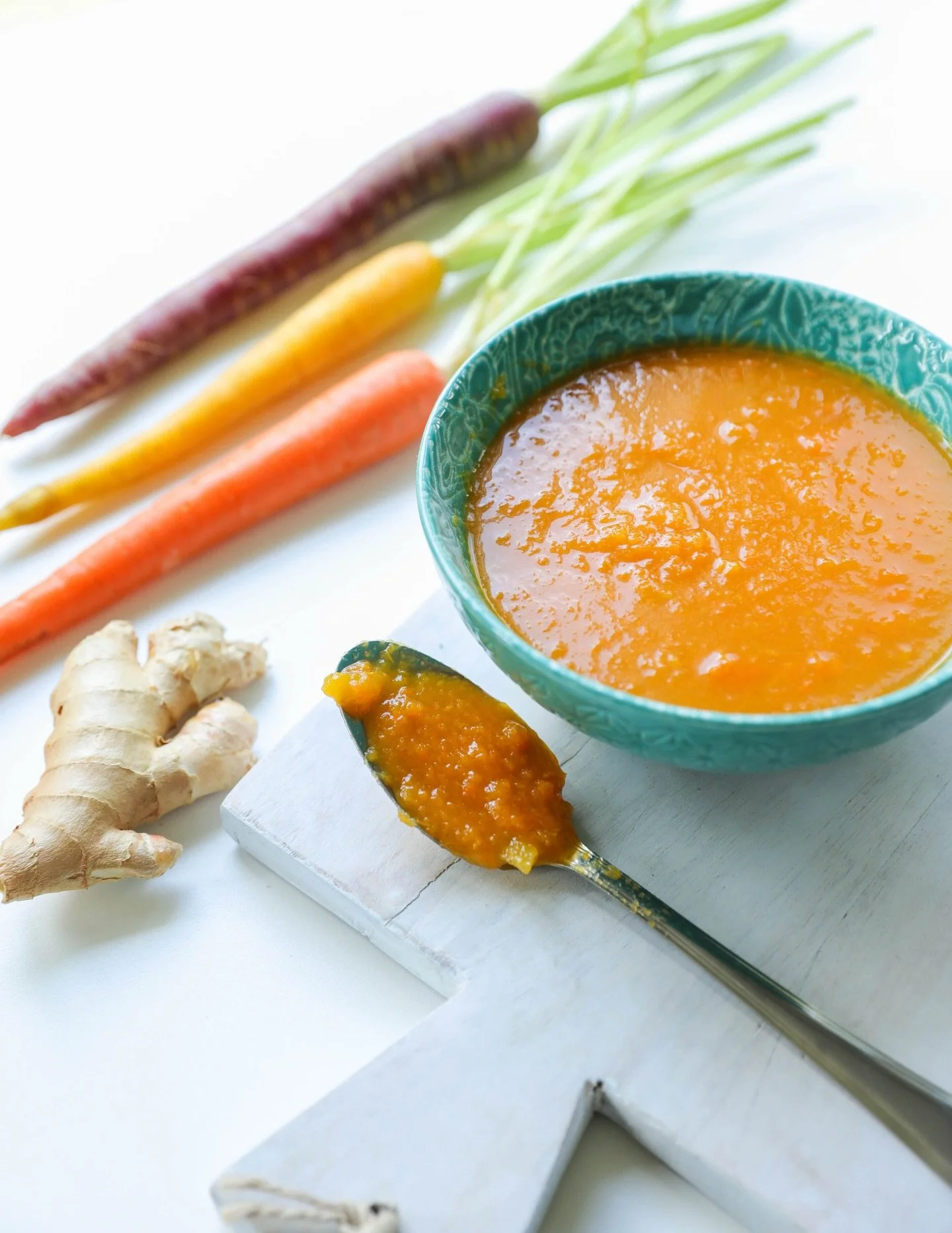 If you&rsquo;re a product brand small business owner juggling everything, our Ship &amp; Shoot Product Photo Service is made for you! 

No coordinating schedules.
No renting studios.
No showing up on camera.

You ship your products. We style, shoot, 