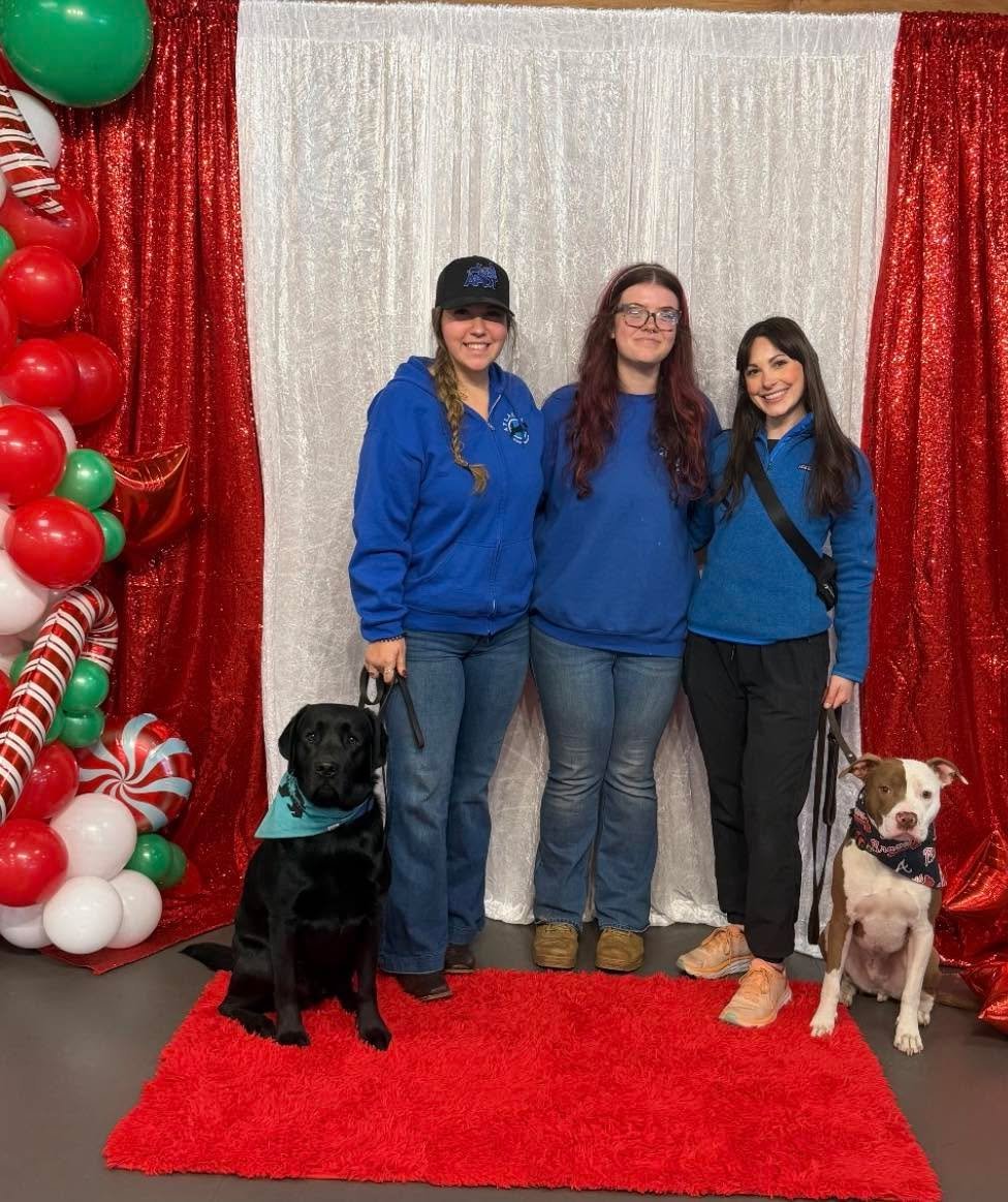 Some of the Atlanta Dog Trainer team with our Board &amp; Train pups, Charlie &amp; Wally, out spreading holiday cheer at the Santa Paws event for the Cherokee County Animal Shelter 🎅🐶

We absolutely love this organization and are so grateful to be