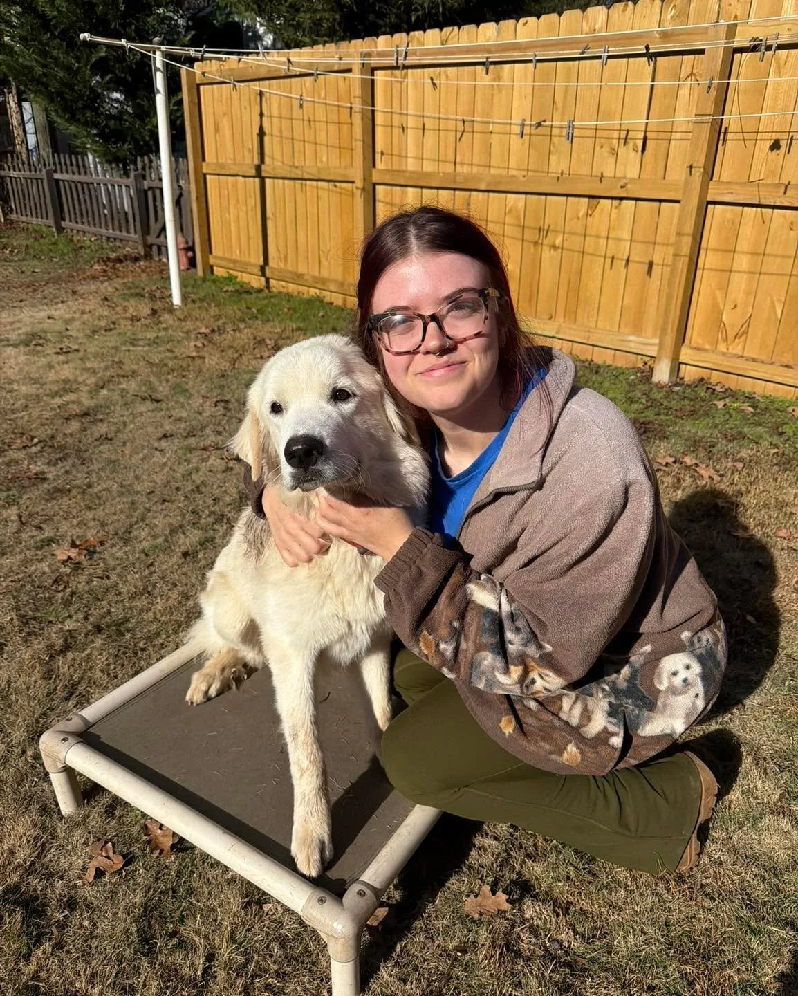 A small glimpse into why we do what we do 💛
Meet a few of our dog-loving pack members &mdash; Ansley, Elizabeth, James, Tito, Sam, and Roger &mdash; caught doing what they do best: loving on the dogs 🐾
We&rsquo;re beyond grateful for a team that tr