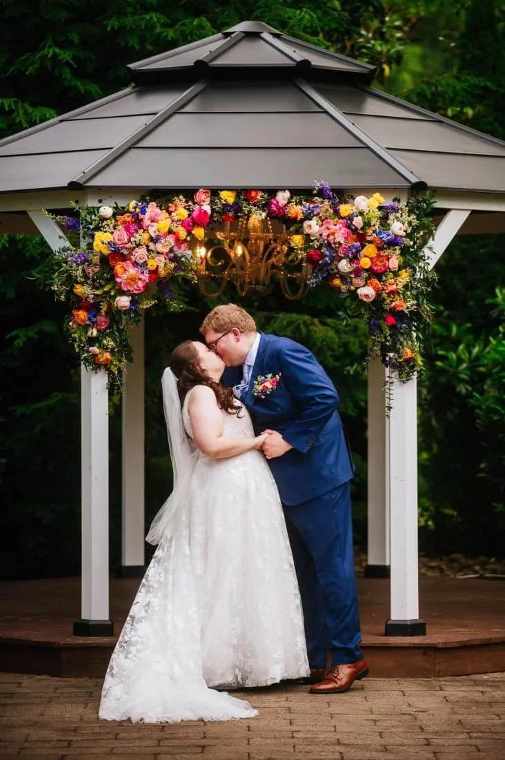 Victoria Ceremony 1.jpeg