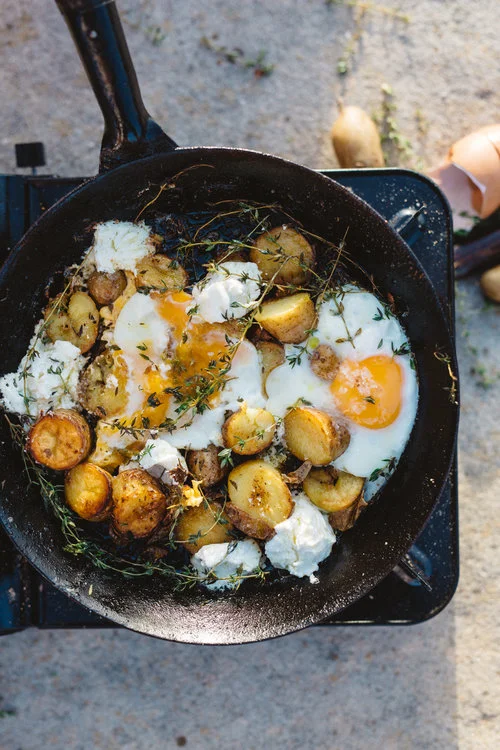 LEFTOVER EVOO FRIED POTATOES WITH THYME AND EGGS