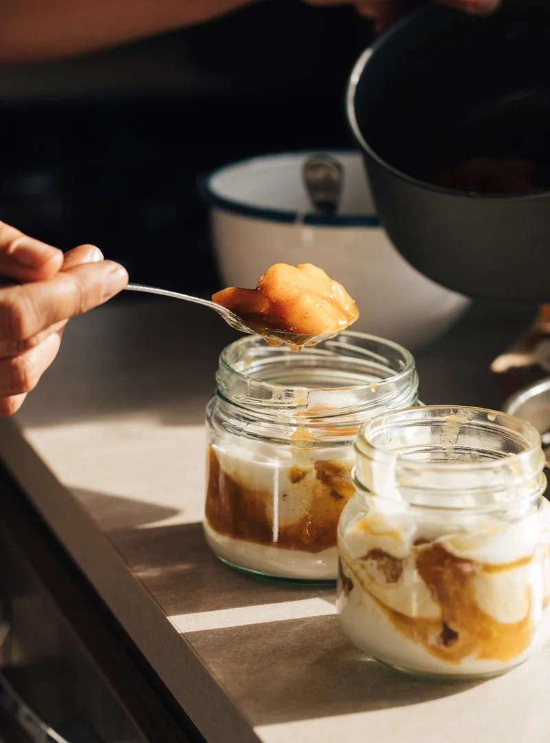 de12df6e8ed2d2c7bd17ebcb42cc4cea739439fb_recipe-food-apricot-coconut-cream-whip-vanilla-layering-fruit.jpg