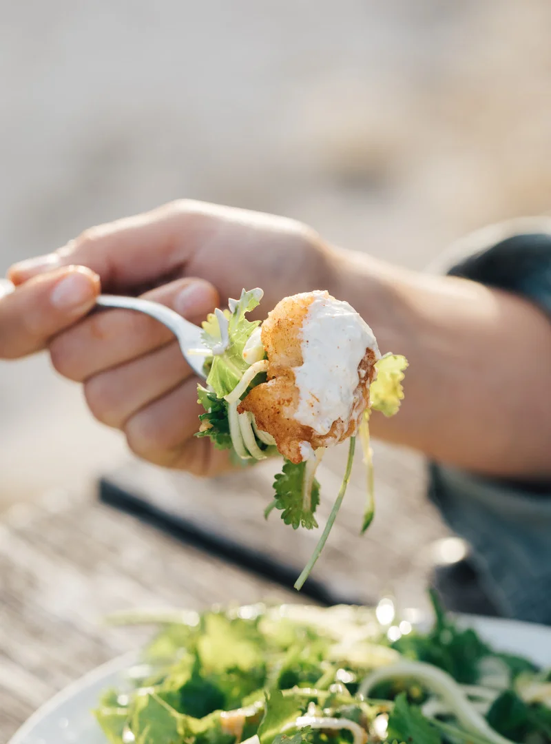 8c0032540f481c44ff3d32ad6b62c313d9085182_recipe-food-old-bay-fried-scallop-salad-eating.jpg