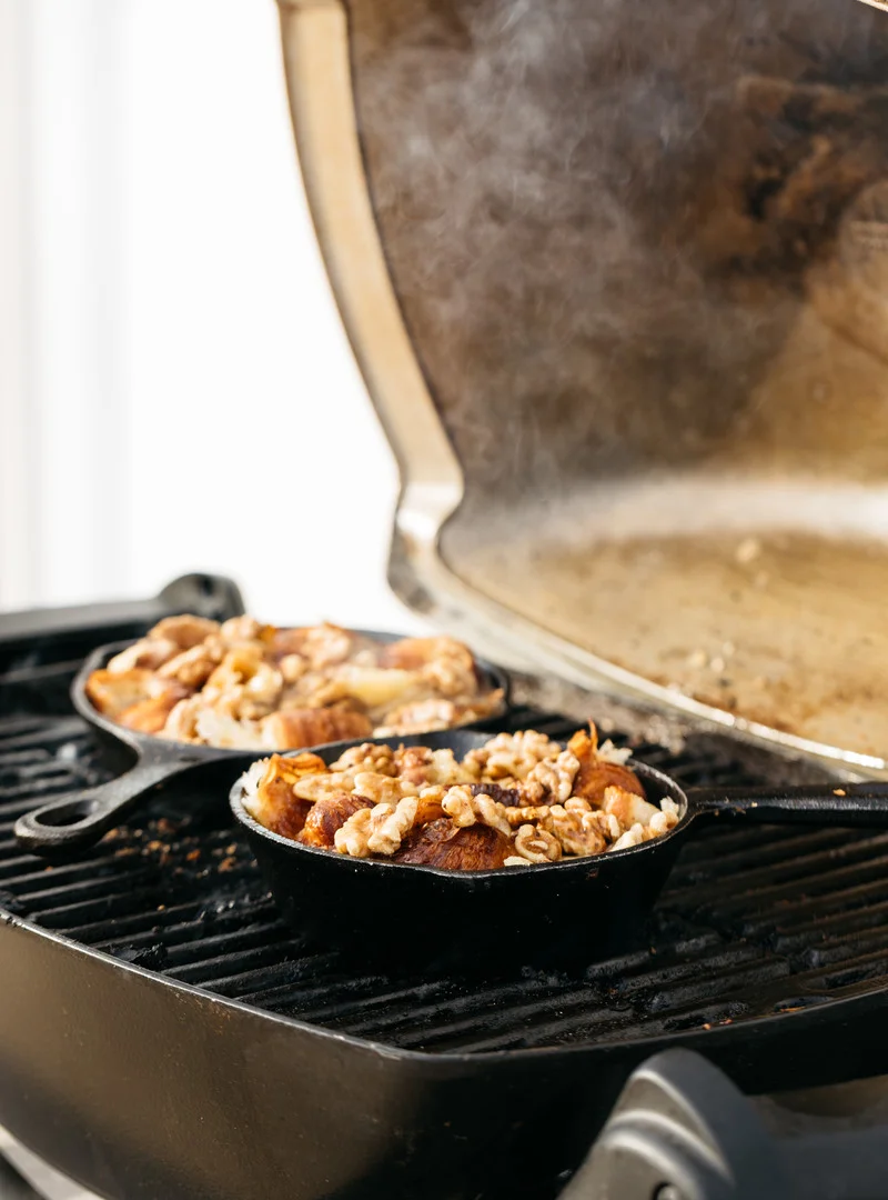1e1134fa3f3fcd8a01397e0924dac4be42d7e391_recipe-food-caramelized-maple-pudding-maple-walnuts-cooking-stove-burner-jayco-skillet.jpg
