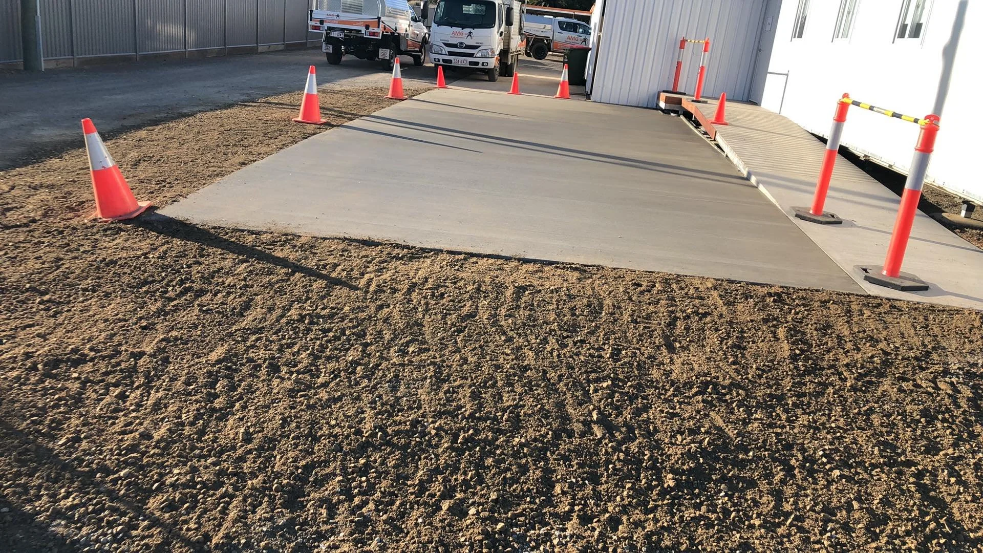 AMG SLAB — Favier Building Industries
