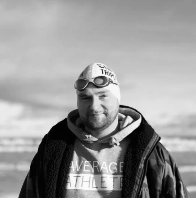 STEPHEN 📍 UK 🏊&zwj;♂️ Fave activity: Swimming under the stars &mdash; there&rsquo;s something magical about gliding through water while the world sleeps 🌟 Bucket list: Solo English Channel crossing (booked for Sept 2027!)

I connected with Stephen