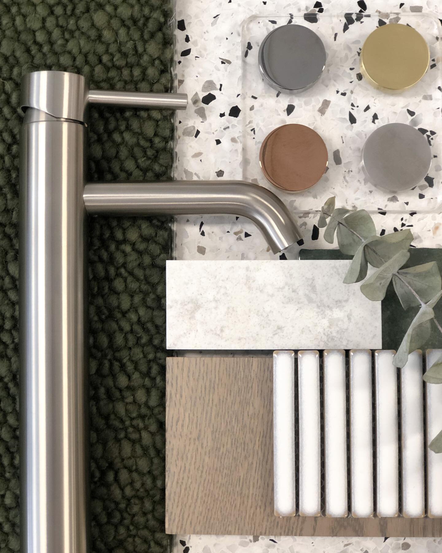 Today&rsquo;s flat lay inspired by our new tapware range - Urban. How amazing does the brushes stainless look with a pop of green! 

The full range is available now in our Christchurch showroom 🎉