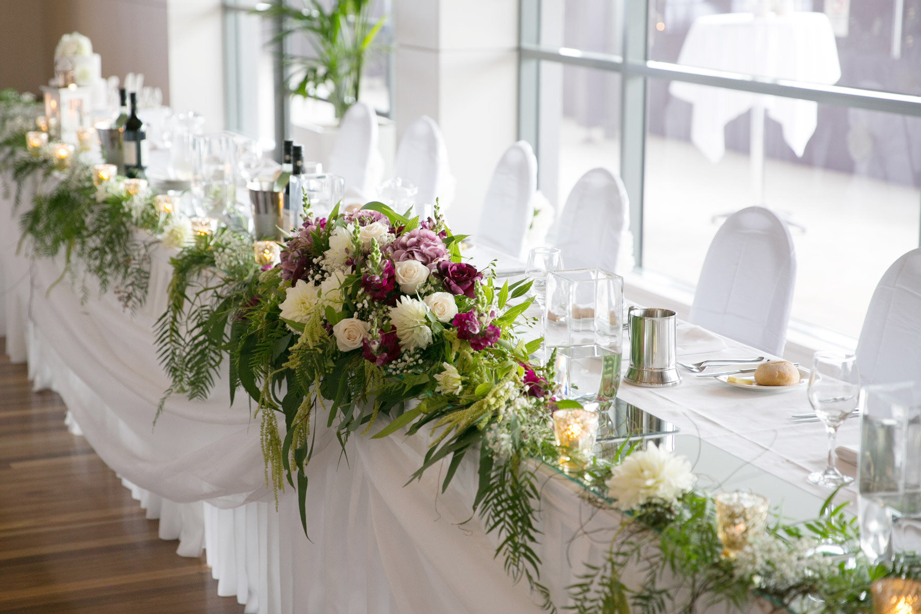 Brogen-Bridal-table-flowers.jpg