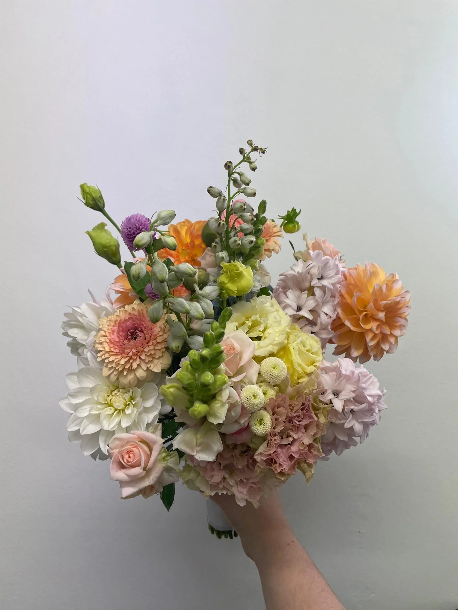 ebony vdw bridemaid bouquet .jpeg