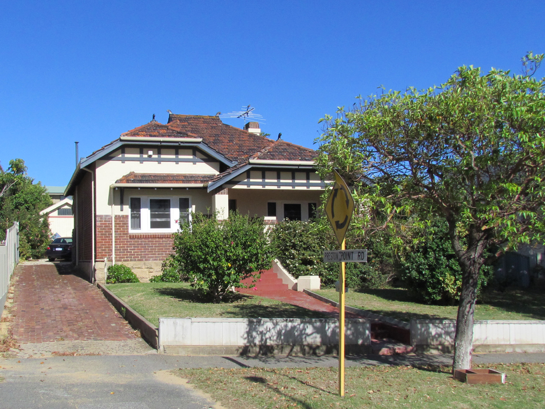 173 Petra Street