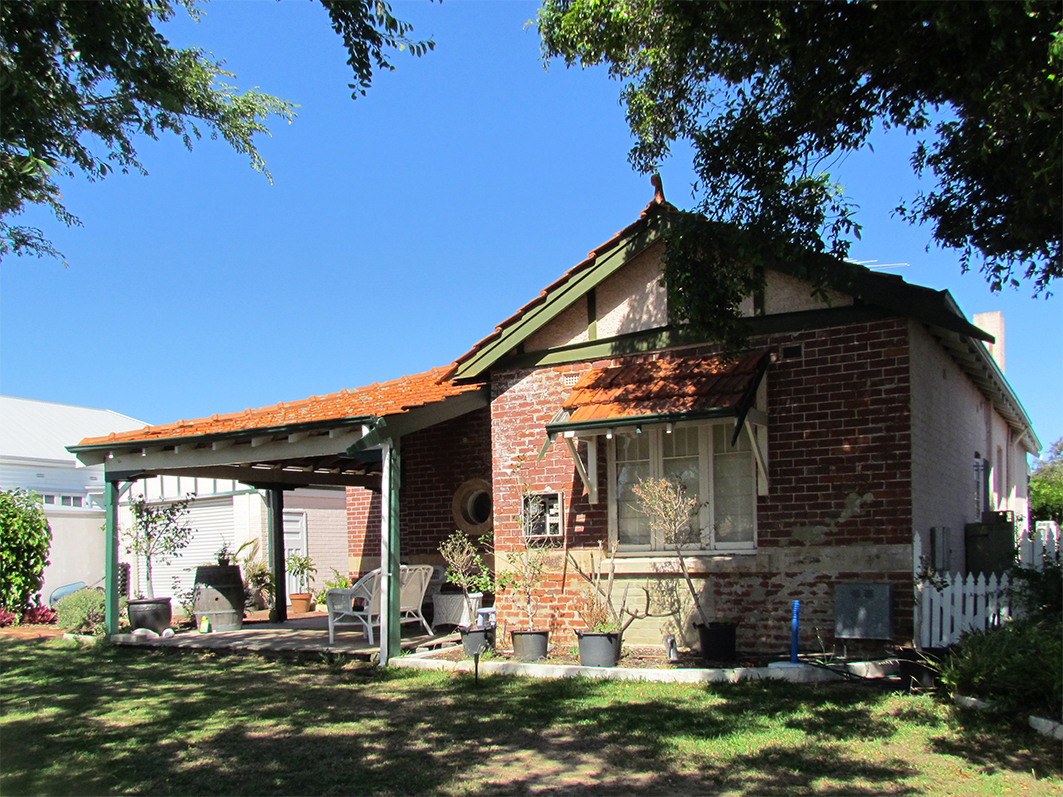 113 Petra Street