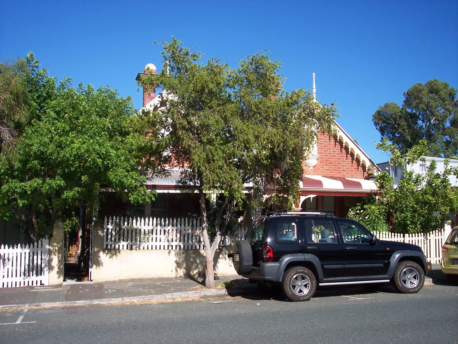 27 Sewell Street