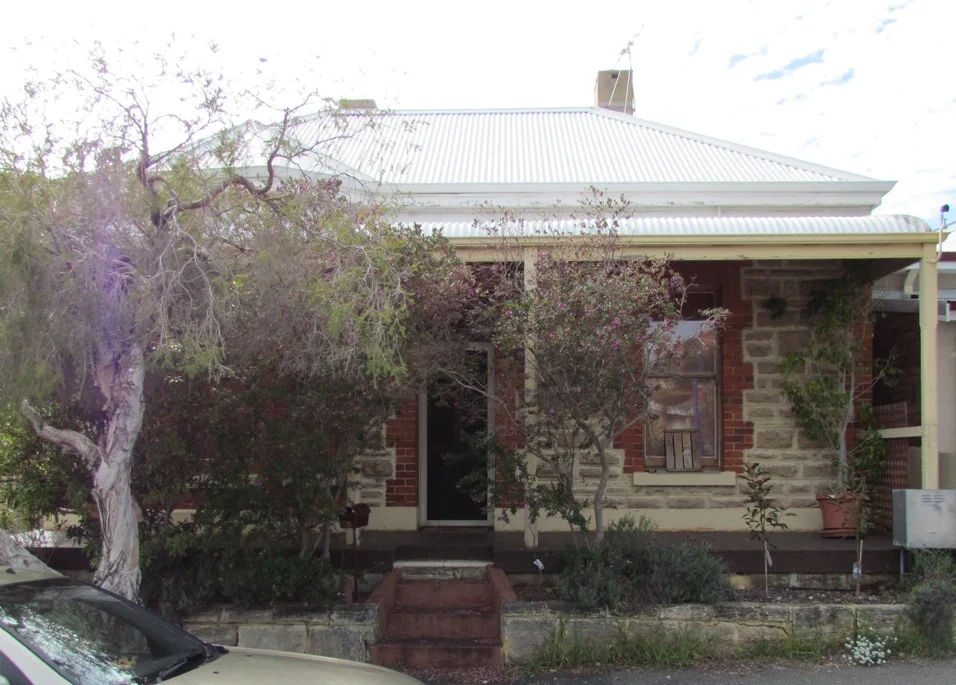 76 King Street