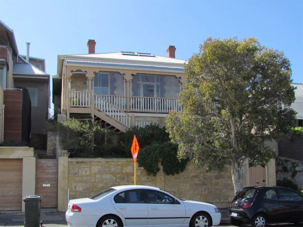 76 East Street