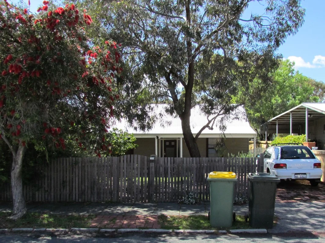 22 Glyde Street