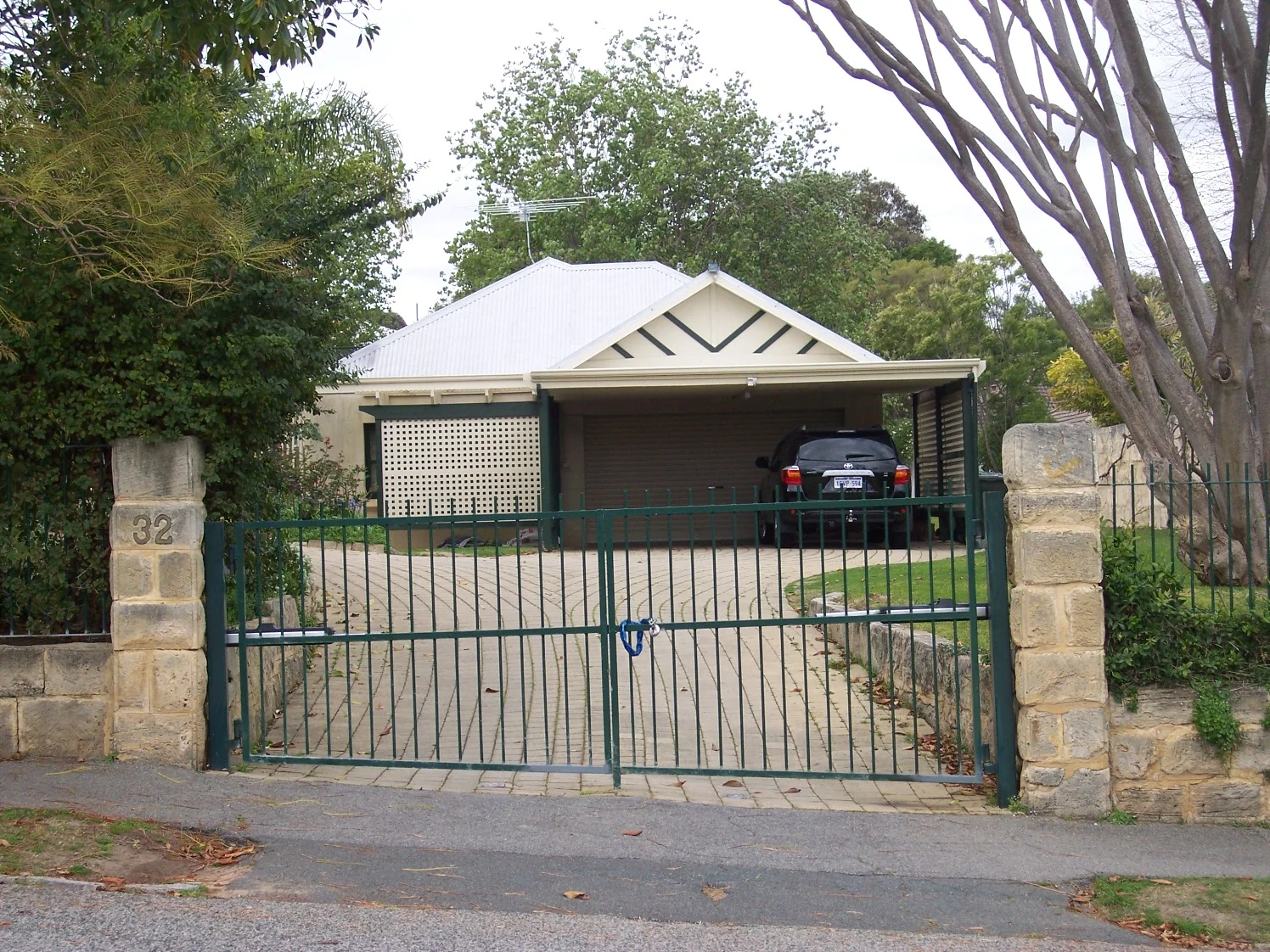 32 Alexandra Road