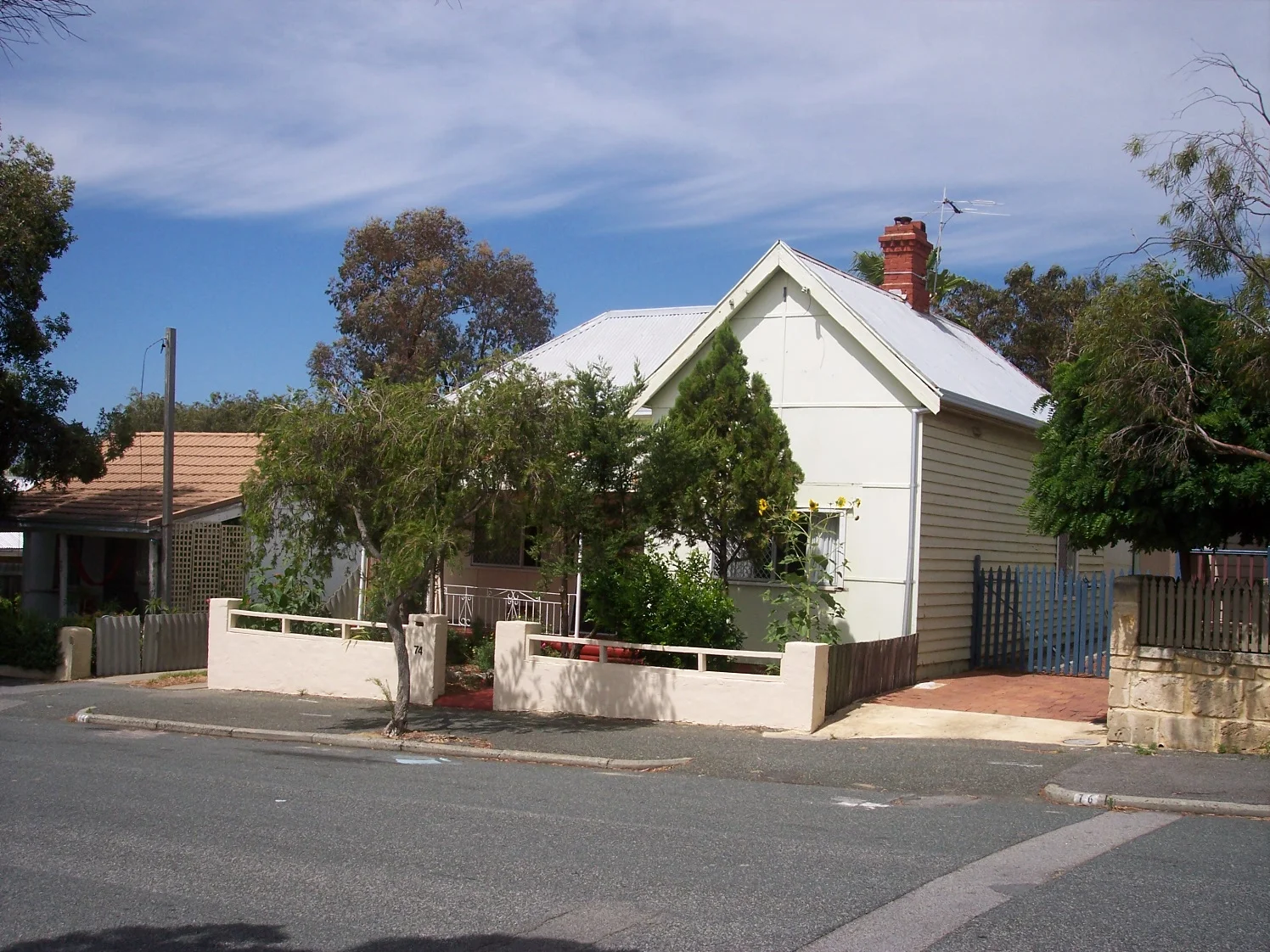 74 Hubble Street
