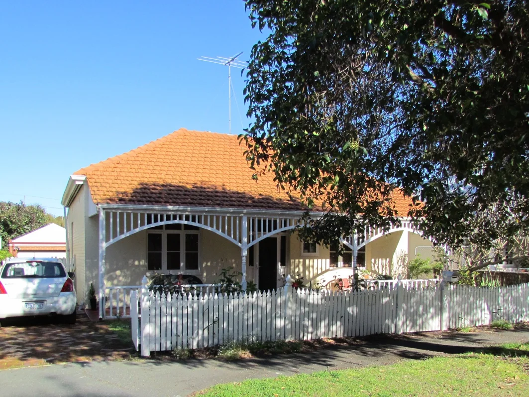 39 May Street