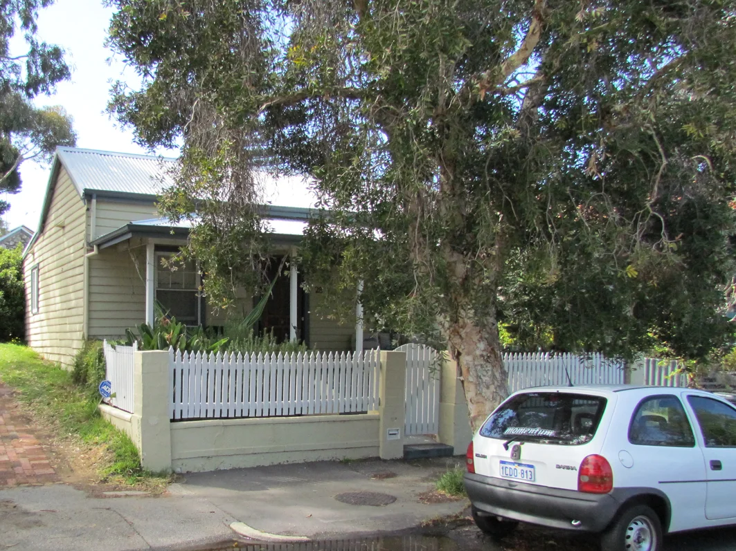 28 Hubble Street