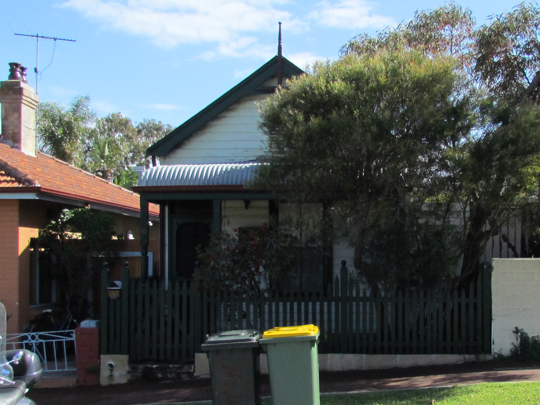 10 Marmion Street