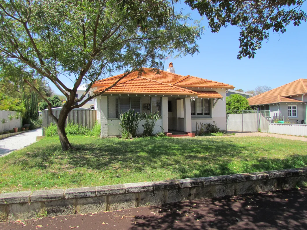70 Irwin Street