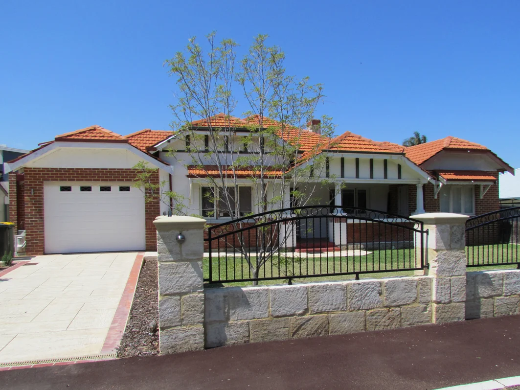 74 Irwin Street