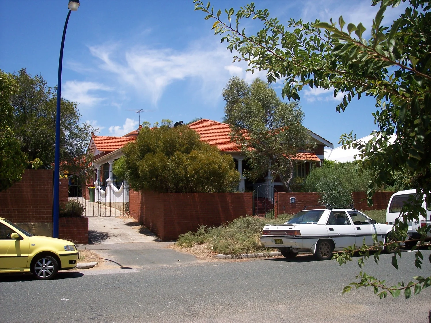 16 Bedford Street