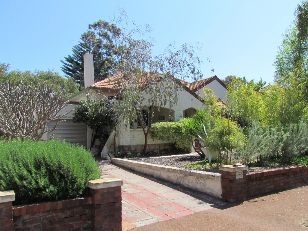 75 Irwin Street
