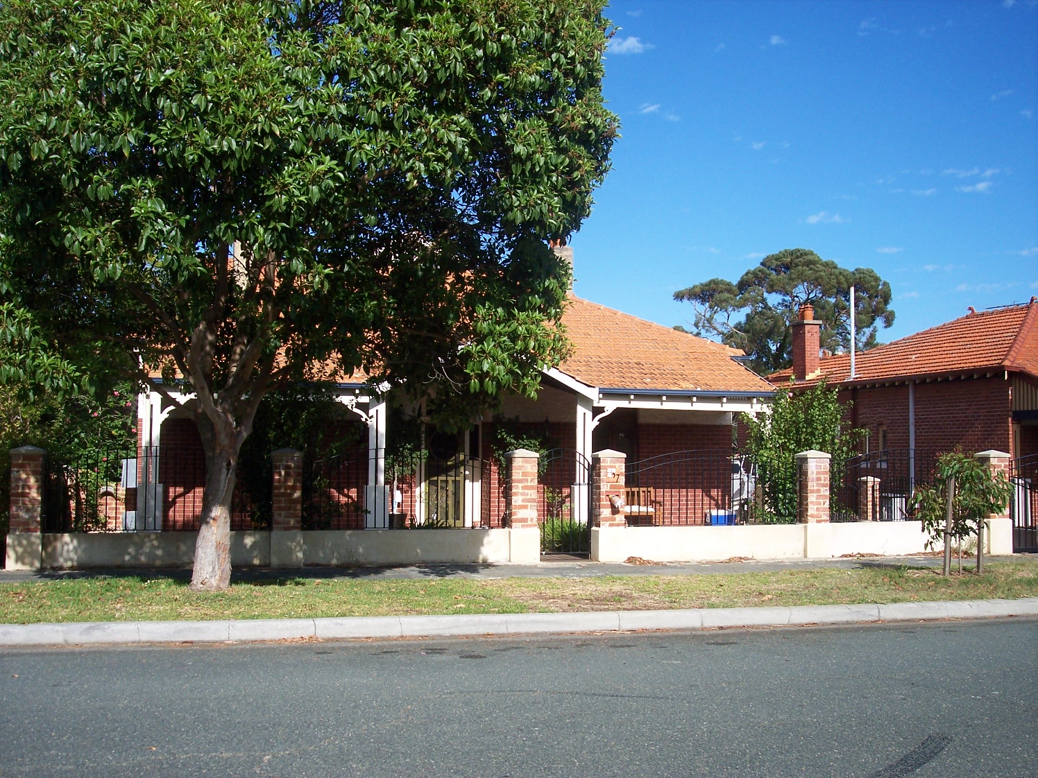 27 Bedford Street