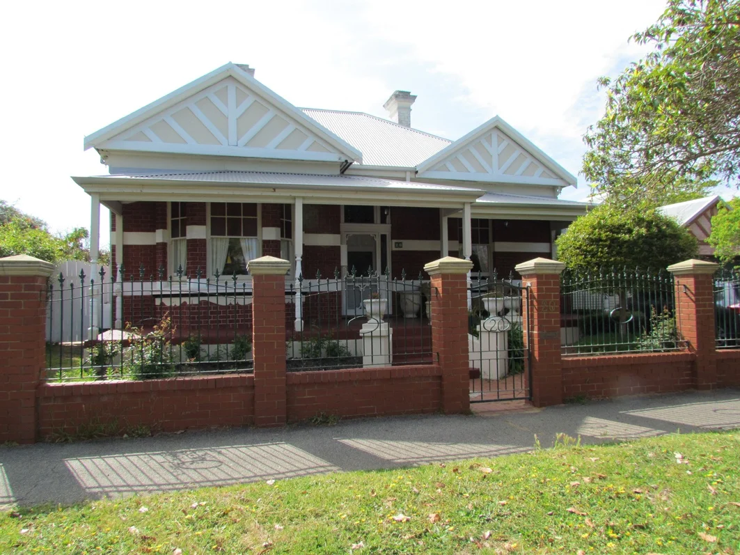 20 Moss Street