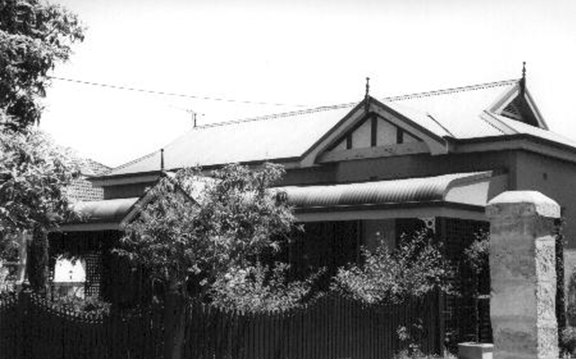 43 Moss Street